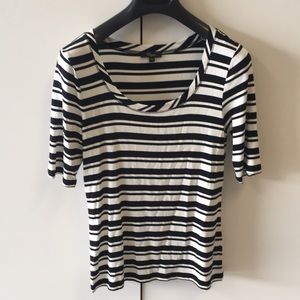 NEW Nordstrom 1/2 Sleeve Scoop Neck Tee, Medium